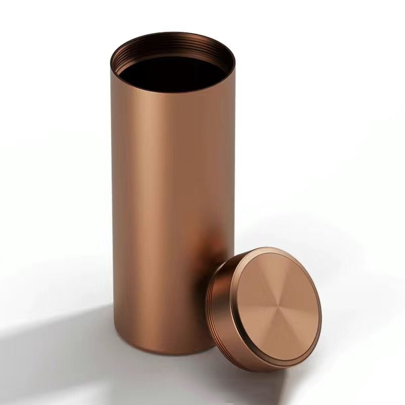 Przenośny, szczelnie zamykany  – Food Storage Metal Box recenzja i cena