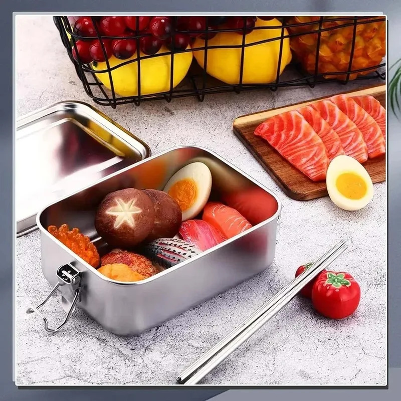 Pojemnik na lunch ze stali nie – Food Storage Metal Box recenzja i cena